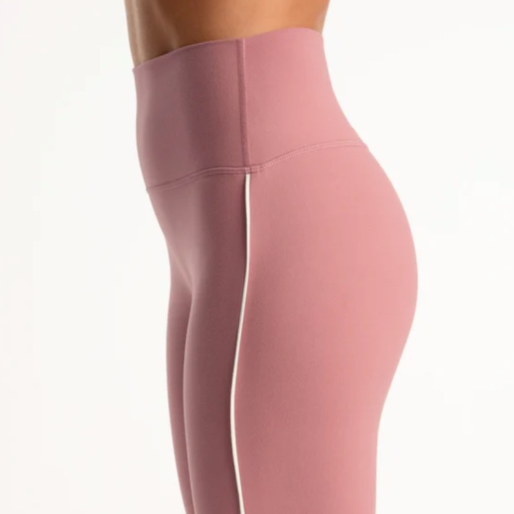 Set Active x Parke Formcloud Cloud Pipe High Rise… - image 2